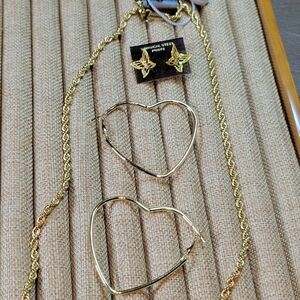 3 Piece Gold Tone Costume Jewelry Lot Rope Chain & 2 Pairs Pierced Earrings